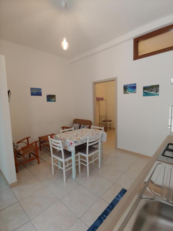 Piccolo Appartamento Al Centro Di Dorgali Exterior foto